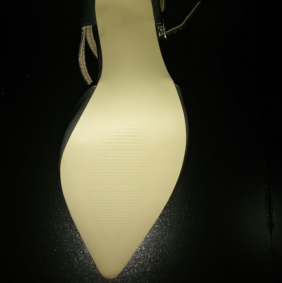 Pumps - Picture 4 of 4